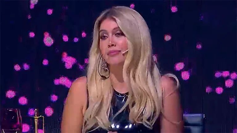 Lizy Tagliani sorprendió usando un vestido de Wanda Nara en ¿Quién es la Máscara?