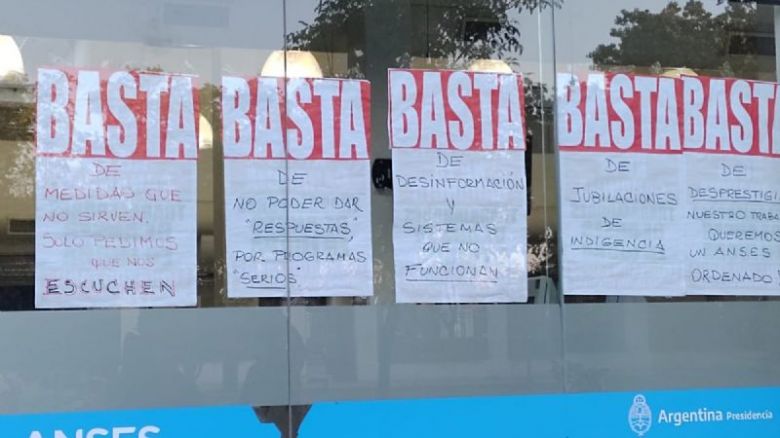 Anses: los trabajadores realizan una asamblea para pedir respuestas 