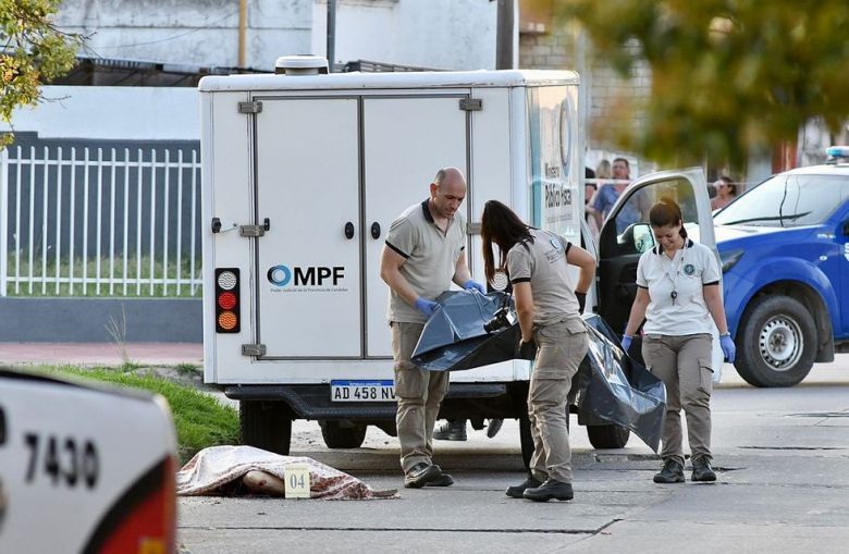 Río Cuarto: una mujer fue asesinada durante una pelea de vecinos