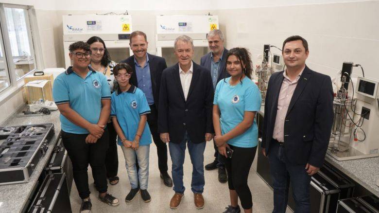 Schiaretti inauguró la escuela PROA en la UNVM