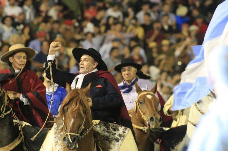 Una octava luna récord , el Chaqueño Palavecino hizo vibrar Jesus Maria 