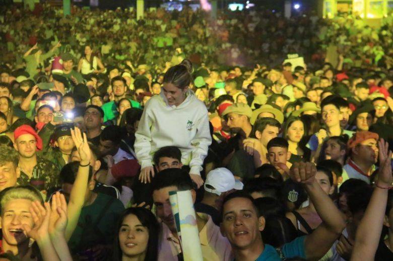 Los Palmeras y Damián Córdoba otra noche récord en Jesús María