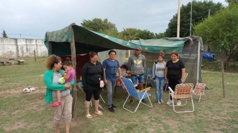 Familias tomaron un terreno en barrio La Calera