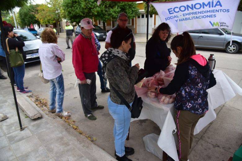 "Precios justos en tu barrio" comercializó más de 600 kg de cortes de cerdo