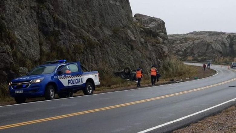 Vuelco en Altas Cumbres: murió un automovilista 