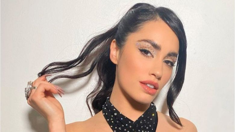 Lali Espósito rompió la fantasía y reveló que no se besó con Lola Índigo: “Era otra rubia”