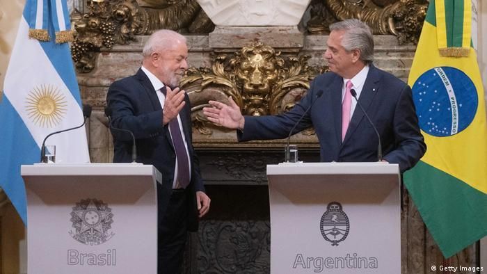 Tras el encuentro con Fernández, Lula prometió gestiones ante el FMI