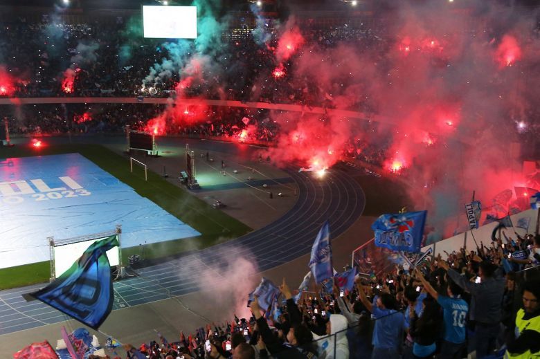 Napoli empató con Udinese y se consagró campeón en la Serie A luego de 33 años