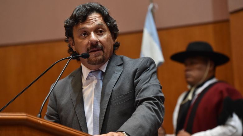 Salta elige gobernador, intendentes y legisladores con Boleta Única Electrónica