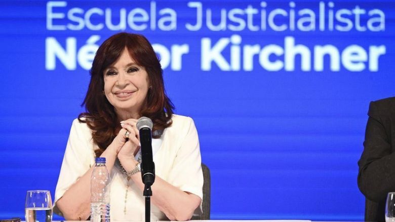 CFK anunció que no sera candidata 