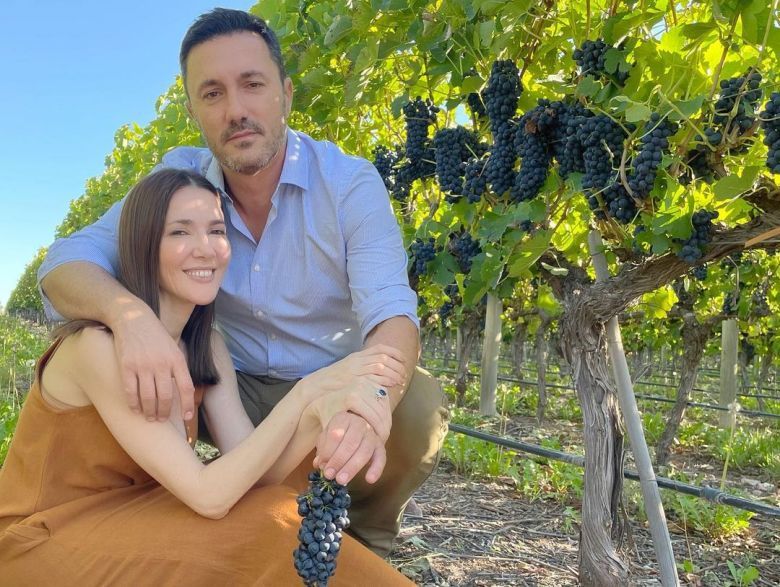 Cristina Pérez y Luis Petri se comprometieron con una íntima ceremonia en Mendoza