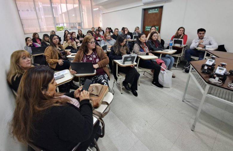 Tecnoteca participó de Congreso Internacional de Robótica