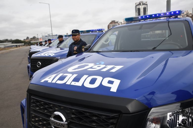 La Policía recibió 72 camionetas para patrullar el interior provincial