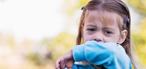 Aumentaron los casos de tos convulsa en niños 