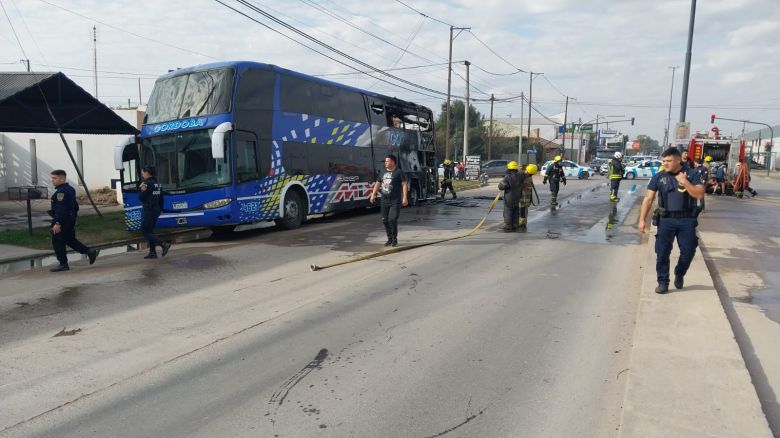 Se incendió un Córdoba Coata en Villa María