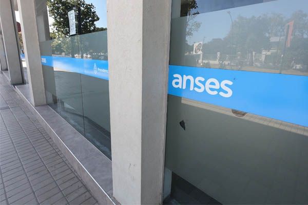 Créditos para jubilados: ¿Cómo es la atención en la Anses local? 