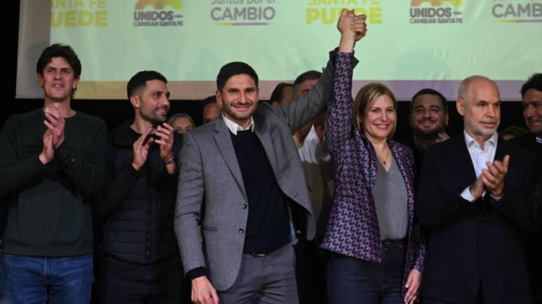 PASO en Santa Fe: Pullaro ganó en Juntos por el Cambio y enfrentará a Lewandowski