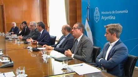 Misión a Washington: comienza la negociación final con el FMI para cerrar un acuerdo