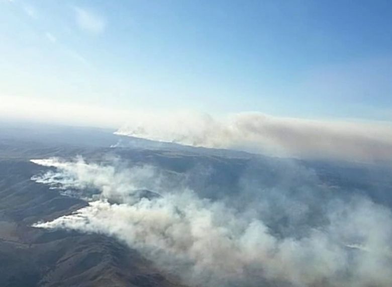 No quedan focos de incendios activos, pero hay guardia de cenizas