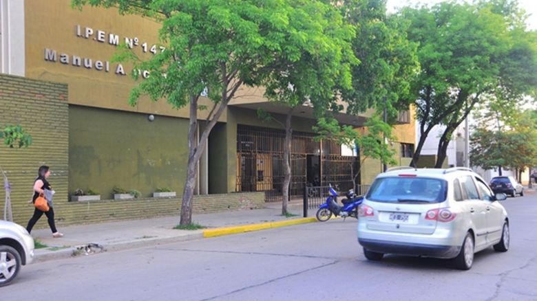 Estudiantes del IPEM 147 reclaman por una escuela más accesible