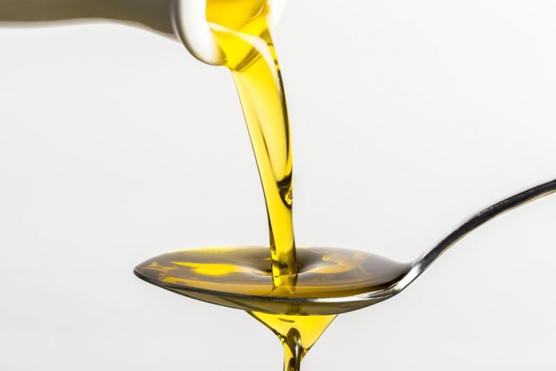 La ANMAT prohibió un aceite de oliva extra virgen