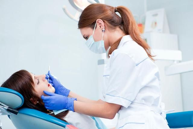 Odontólogos en crisis: retraso en los pagos y falta de insumos