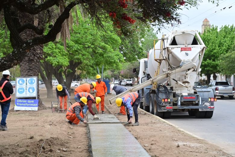 Avanza la obra del Parque Lineal Sustentable en un sector de bulevar Italia