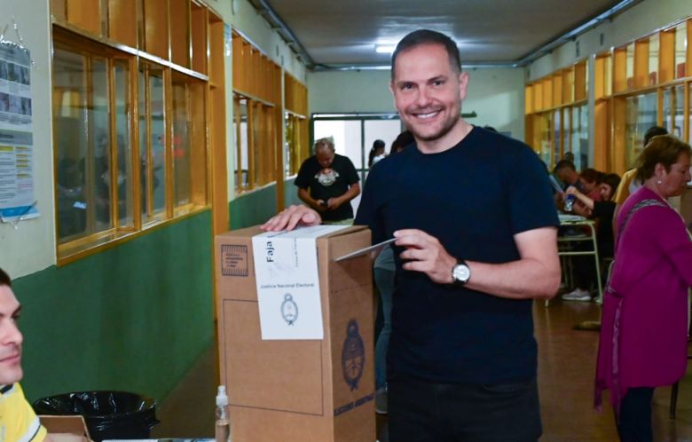 Martin Gill les pidió a los ciudadanos que no voten "con bronca sino con esperanza"