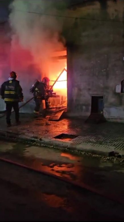 Córdoba: una adolescente en el Hospital de Quemados tras incendiarse una vivienda 