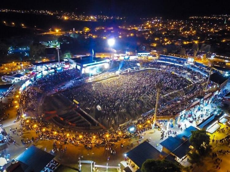 Turismo: los festivales impulsaron los niveles de ocupación en la primera quincena