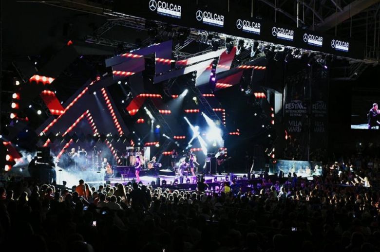Del 9 al 13 de febrero se realiza el Festival Internacional de Peñas 