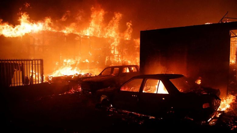Chile: confirman la muerte de 51 personas por los incendios forestales 