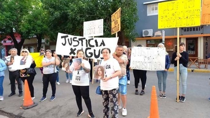 Un grupo de personas se organiza para pedir justicia 