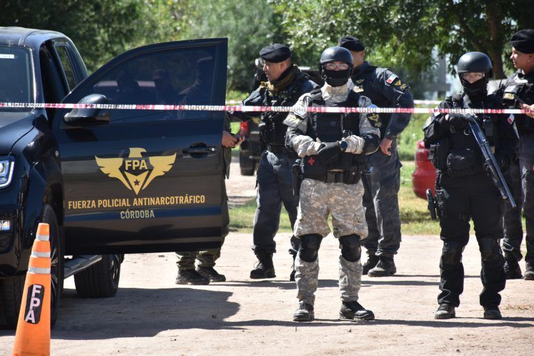 Santa Fe-Córdoba: detienen a 18 miembros de una banda narcocriminal tras 46 allanamientos