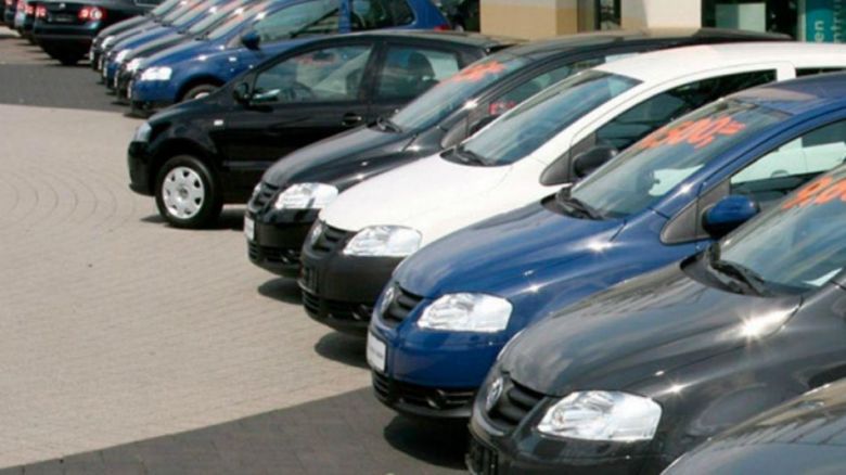 En marzo, cayó un 28% la venta de autos usados