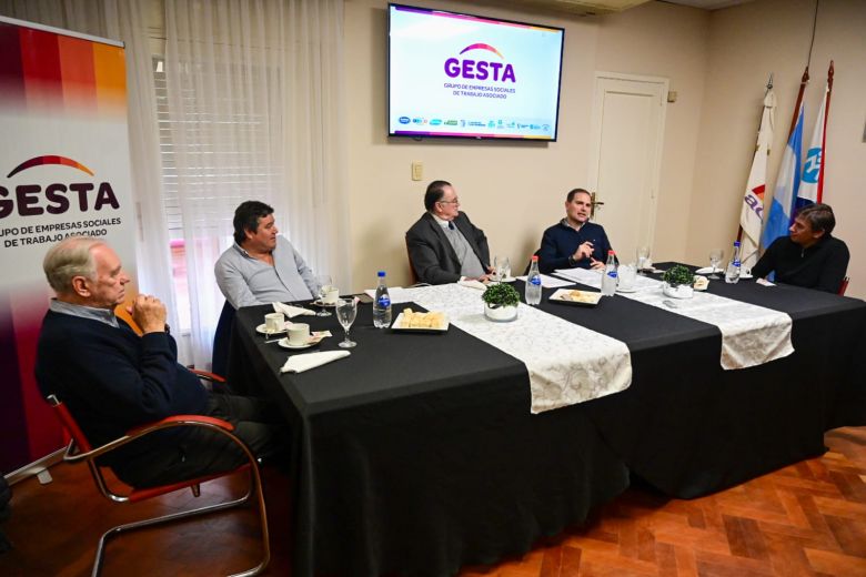 Martín Gill se reunió con entidades de la economía social de Villa María y Tío Pujio