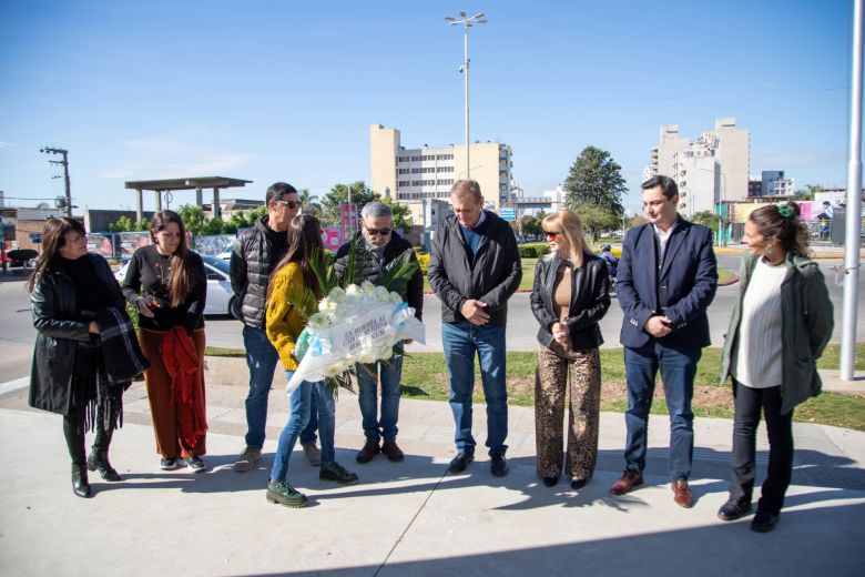 Homenaje al Cabo Roberto Busto, Héroe de Malvinas