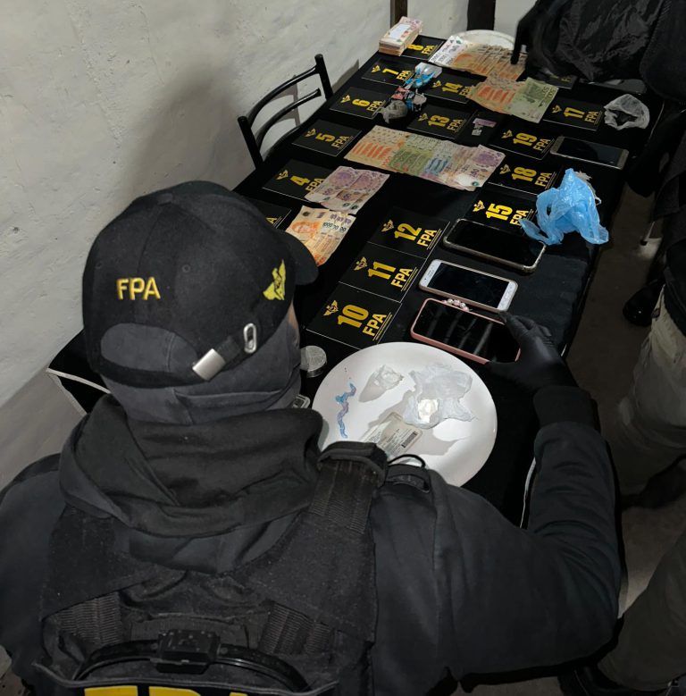 Villa Nueva: Fuerza Policial Antinarcotráfico incautó cocaína y marihuana