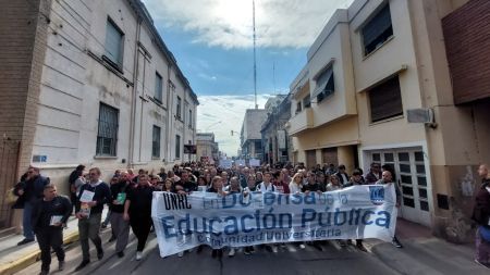 "El 23 será un día de paro universitario sin asistencia a los lugares de trabajo"