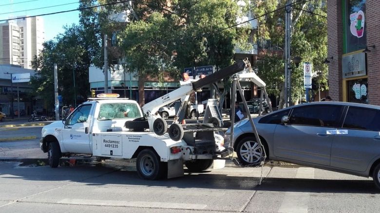 Grúas: las aseguradoras deberán seguir brindando el servicio