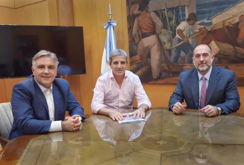 Martín Llaryora se reunió con Luis Caputo por la reactivación de la obra pública