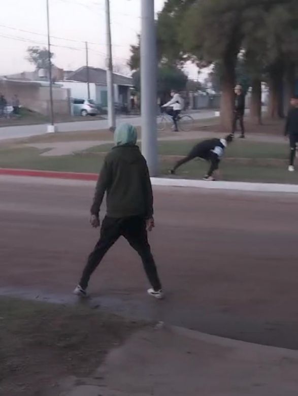 Peleas a piedrazos en barrio Las Playas, los vecinos “no aguantan más”