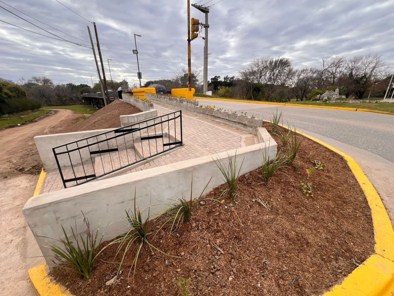 Villa Nueva: mejoras en el tránsito peatonal del "Puente Negro"