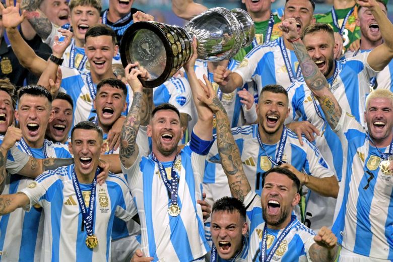 Argentina venció a Colombia y es el bicampeón de la Copa América