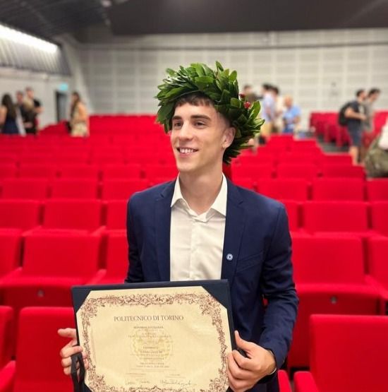 Un estudiante villamariense se graduó con honores en Italia 