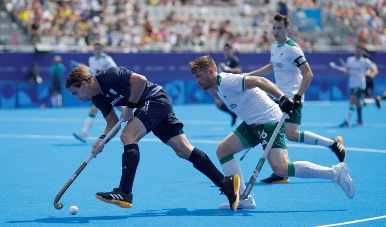 Los Leones le ganaron 2-1 a Irlanda y clasificaron a cuartos de final