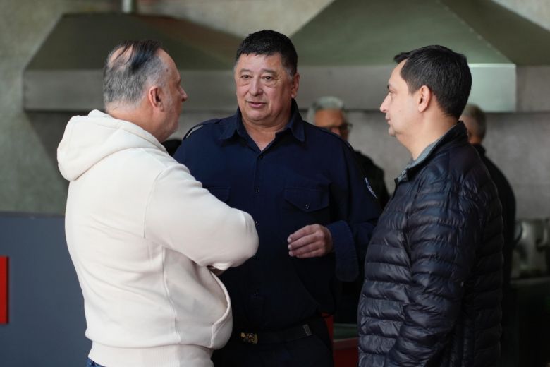 Reunión de trabajo entre Bomberos Voluntarios y Municipio