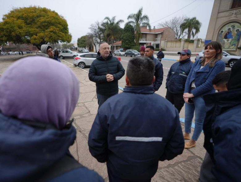 Se realiza obra de adoquinado frente a la Iglesia Catedral