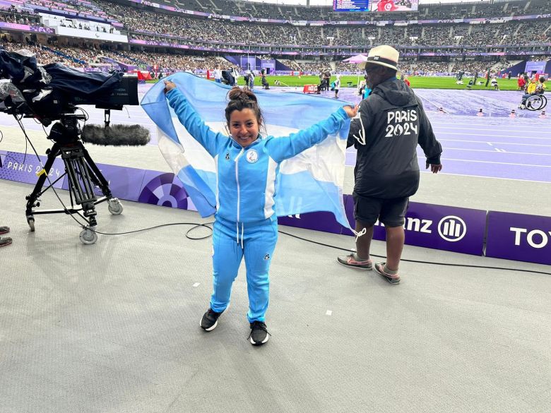 Antonella Ruiz Díaz logró la primera medalla paralímpica para Argentina