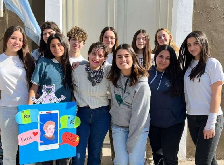 Alumnos de La Carlota ganaron concurso sobre Inteligencia Artificial